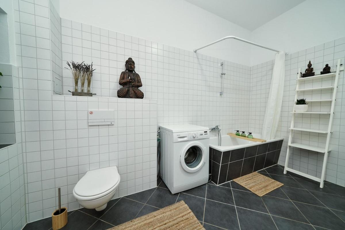 Staywell - Industrielles Loft Naehe Alexanderplatz Berlín
